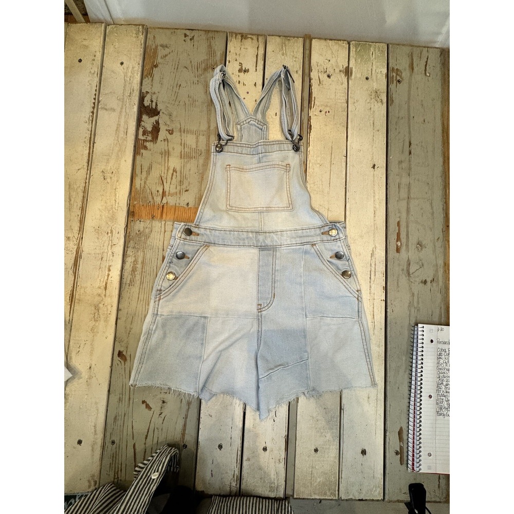 Hollister High-Rise Mom Short Overall 4" Preowned "Shortall" Very Good Condition